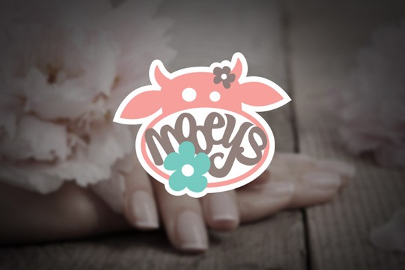 Mooeys Logo Design